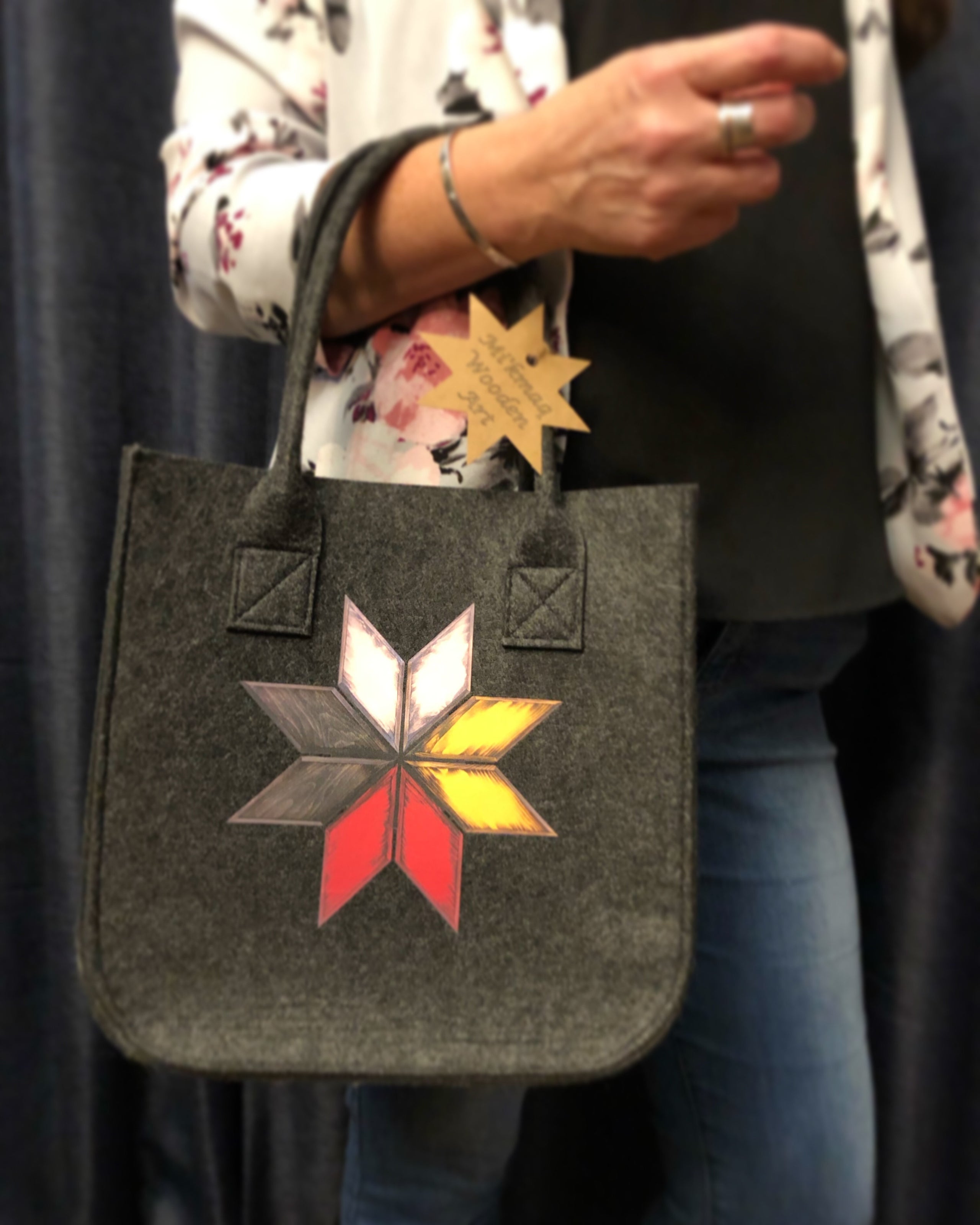 Tote hand bag Mi kmaq Wooden Art